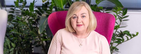 Sharon_Heselton_profile_ex