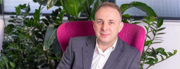 Dominic_Ibbs_profile_ex